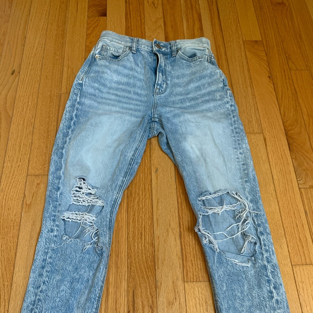 American eagle mom jeans